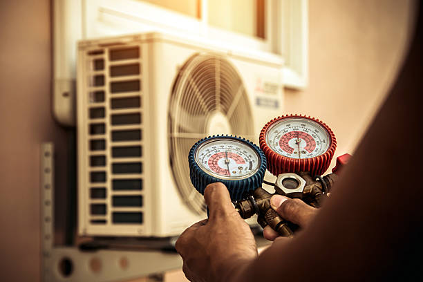 Professional Hvac technician working in Addis, LA